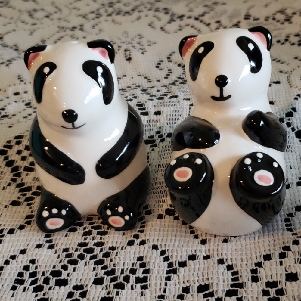 Panda Bear Ceramic Cubs Salt and Pepper Shakers.